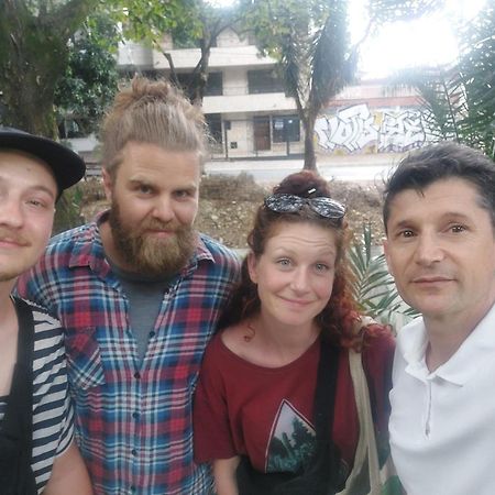 Hostel Metro Floresta Alojamiento Μεντεγίν Εξωτερικό φωτογραφία