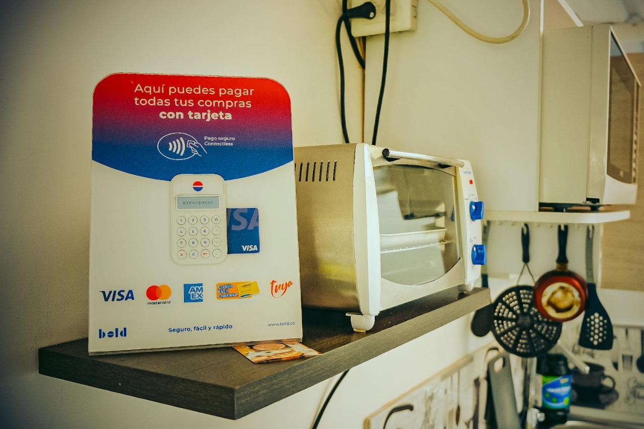 Hostel Metro Floresta Alojamiento Μεντεγίν Εξωτερικό φωτογραφία