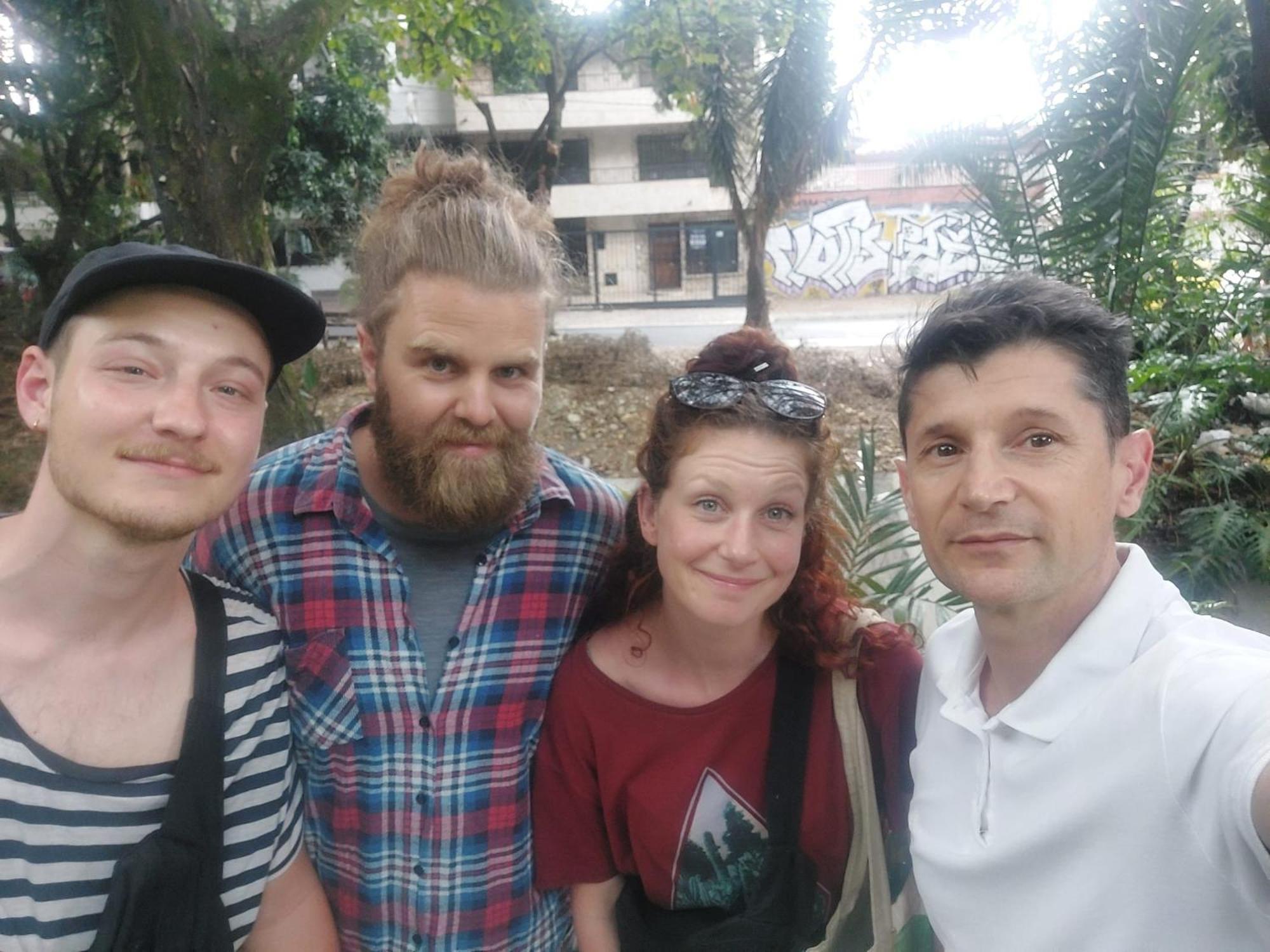 Hostel Metro Floresta Alojamiento Μεντεγίν Εξωτερικό φωτογραφία