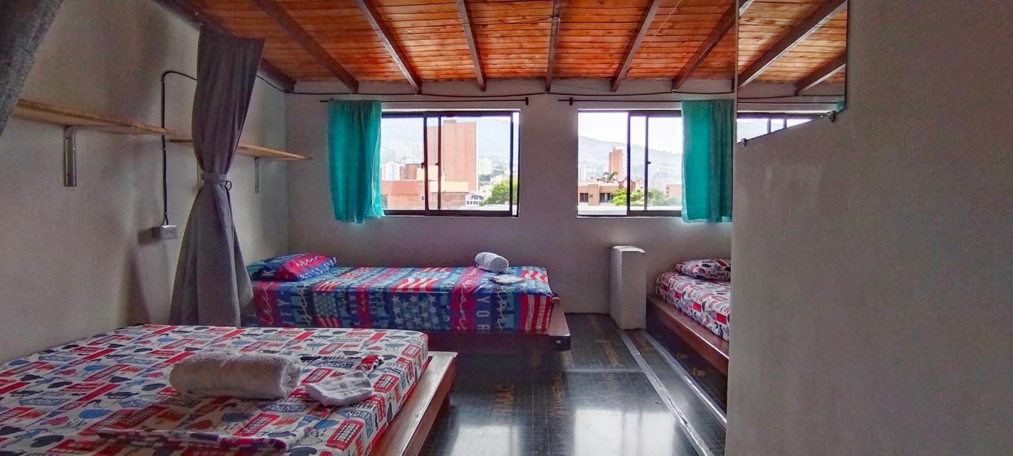 Hostel Metro Floresta Alojamiento Μεντεγίν Εξωτερικό φωτογραφία